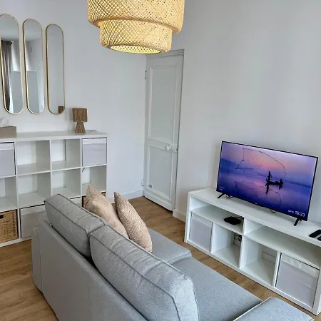 Le Diplomate - T2 Renove - Centre De Apartment *